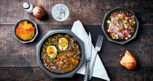 Ratatouille sicilienne de courge, œuf mollet bio (Végétarien, sans gluten)